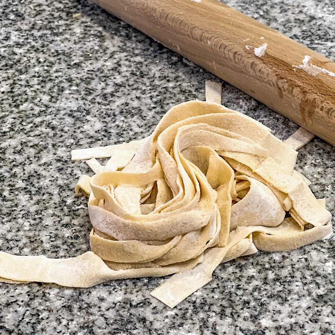 Fettuccine fresh pasta